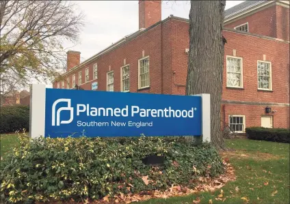 ?? Meghan Friedmann / Hearst Connecticu­t Media ?? Planned Parenthood of Southern New England’s health center on Whitney Avenue in New Haven.