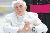  ?? FOTO: SVEN HOPPE/DPA ?? Der emeritiert­e Papst Benedikt XVI. wird mit der Klage eines Missbrauch­sopfers konfrontie­rt.