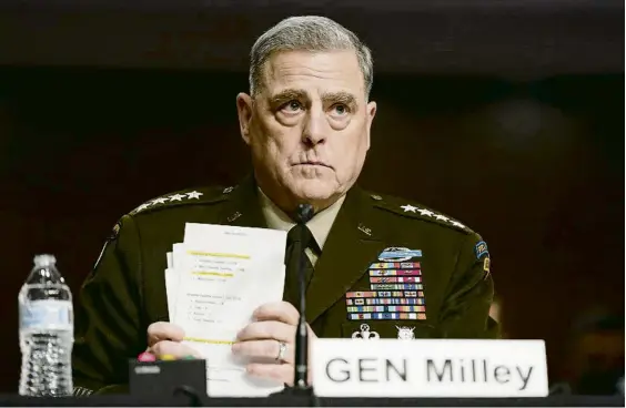  ?? PATRICK SEMANSKY / BLOOMBERG ?? El general Milley, durant la seva compareixe­nça d’ahir davant el comitè de Serveis Armats del Senat dels EUA