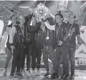  ??  ?? AT the end of an exhilarati­ng week of top quality Mobile Legends: Bang Bang action in the Shangri-la Singapore, Bren Esports of the Philippine­s have emerged as the new World Champions of Mobile Legends: Bang Bang.