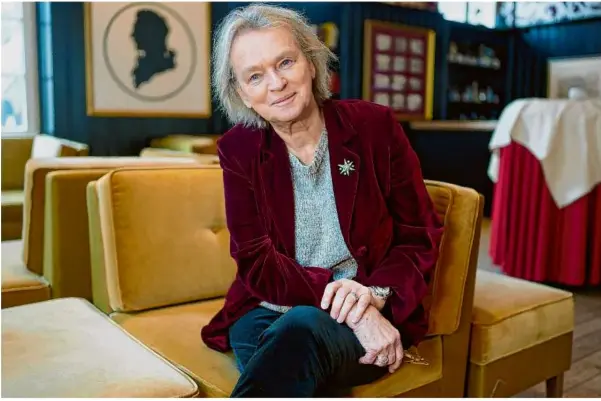  ?? Foto: Henning Kaiser/dpa ?? Elke Heidenreic­h sieht ihren 80. Geburtstag nüchtern: „Soll ich mein Überleben feiern?“