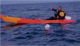  ??  ?? Perhentian Channel Solo Swim 2021 kayaker Mohd Hafizuddin Amlin plays a critical role as a navigator.