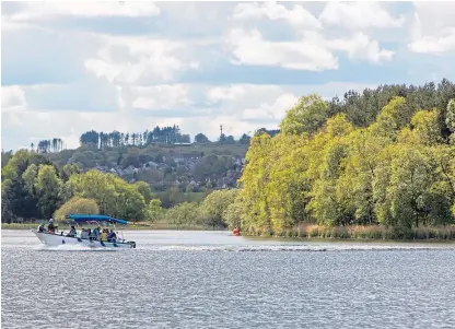  ?? Picture: Steven Brown. ?? The country park’s management has put up warning signs around the loch.