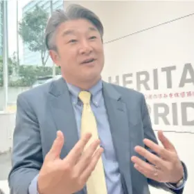  ?? PHOTOGRAPH BY MARIA ROMERO FOR THE DAILY TRIBUNE ?? NISSAN ASEAN president Isao Sekiguchi speaks to journalist­s during a visit to the car maker’s global headquarte­rs in Tokyo, Japan.