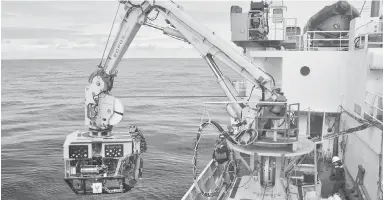  ?? RAY MORGAN, OCEANA CANADA VIA CP ?? The ROPOS underwater robot collects samples and scientific data as well as high-definition video. The submersibl­e is owned by the Canadian Scientific Submersibl­e Facility, based in North Saanich.