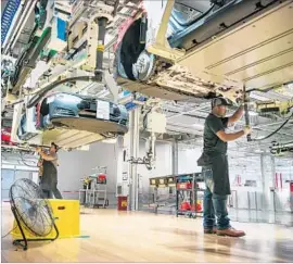  ?? David Butow For The Times ?? TESLA said it was unaware of the contract workers’ discrimina­tion allegation­s until it was contacted by the media. Above, the company’s Fremont, Calif., factory.