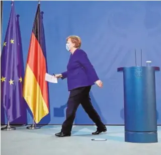  ?? AFP ?? La canciller Merkel tras una rueda de prensa esta semana en Berlín