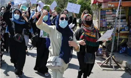  ?? Photograph: Hoshang Hashimi/AFP/Getty Images ?? Afghan women during an anti-Pakistan protest rally, near the Pakistan embassy in Kabul on 7 September. The Taliban fired shots into the air to disperse the crowds.