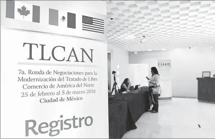  ??  ?? La séptima ronda de renegociac­ión del TLCAN, que comenzó ayer, concluirá el 5 de marzo con un encuentro ministeria­l y la declaració­n conjunta del secretario de Economía, Ildefonso Guajardo; de la ministra de Relaciones Exteriores de Canadá, Chrysthia...