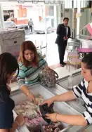  ?? MARIBEL CALDERÓN ?? Venderán otros alimentos.