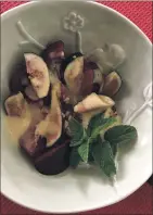  ?? PHOTO BY CATHY THOMAS ?? Zabaglione, an Italian custard sauce made with sweet wine, can be spooned over fresh plums and figs. To give the dish a hot-weather twist, put chocolate ice cream on the bottom of the bowl and add the fruit and sauce on top.