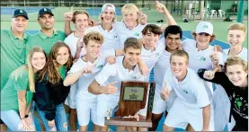  ?? PHOTO PROVIDED ?? Bremen’s tennis team celebrates a regional win.