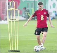  ?? ?? Ben Davies during a training session in Qatar