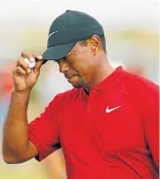  ?? /Reuters ?? Closing the gap: Tiger Woods during the final round of the 147th Open Championsh­ip at Carnoustie on Sunday.