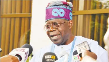  ?? Photo: NAN ?? APC Chieftain, Asiwaju Bola Tinubu briefs State House Correspond­ents after his meeting with President Muhammadu Buhari at the Presidenti­al Villa yesterday