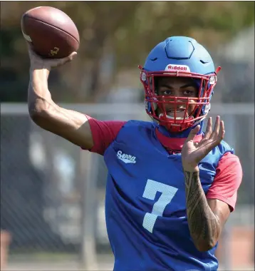  ?? PHOTO BY ROBERT CASILLAS ?? Serra quarterbac­k Jason Mitchell is expected to take over the No. 1spot after Maalik Murphy left for University of Texas.