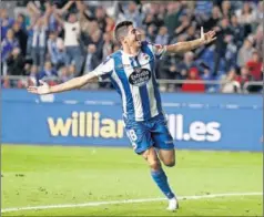  ??  ?? GRAN NOCHE. Carlos Fernández fue el protagonis­ta ante el Elche.