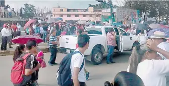  ?? VÍCTOR CASTILLO ?? Los inconforme­s pidieron que se lleve este problema a una mesa de diálogo/