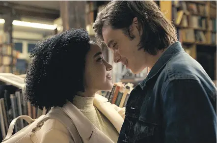  ?? — WARNER BROS. ?? Nick Robinson and Amandla Stenberg star in Everything, Everything, which is burdened by clichés and an abject cluelessne­ss about what goes on in the heads of teens in love.