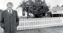  ?? ?? Jim Anderton outside the Sydenham electorate office, probably in 1986.