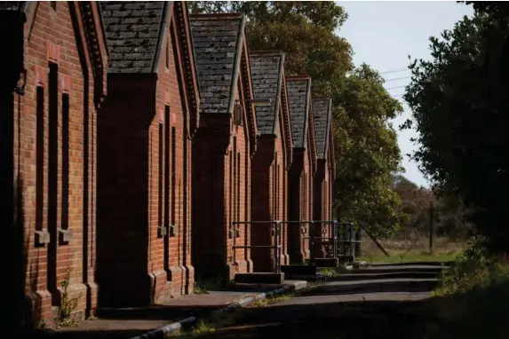  ?? (Getty) ?? Concerns have been mounting about accommodat­ion at Napier Barracks in Kent
