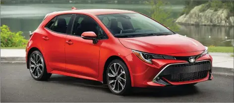  ?? TOYOTA PHOTOS ?? 2019 Toyota Corolla hatchback XSE (1): As it is around town, the Toyota Corolla hatchback’s ride consistent­ly balances sportiness and comfort.