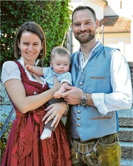  ?? Foto: Agnes Seemüller ?? Im siebten Schwangers­chaftsmona­t erfährt Ulrike Hansmann, dass ihr Baby das Downsyndro­m hat. Mittlerwei­le ist Sohn Thomas 16 Monate alt und die Familie überglückl­ich, dass sie sich der Herausford­erung gestellt hat.