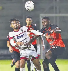  ?? ?? Aguante. El cuadro pampero cedió el empate en tierras miguelañas.