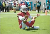  ?? PHELAN M. EBENHACK AP ?? Arizona quarterbac­k Kyler Murray celebrates in the end zone after rushing for a touchdown last week.