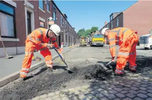  ??  ?? ●●The huge scheme will see almost 1,000 roads and pavements improved across the borough