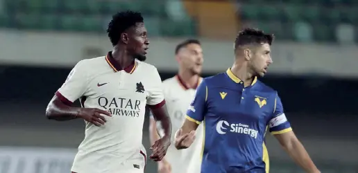  ??  ?? Momentacci­o Amadou Diawara, 23 anni, alla seconda stagione con la Roma: prima il pasticcio dello 0-3 a tavolino e ora la positività al Covid-19