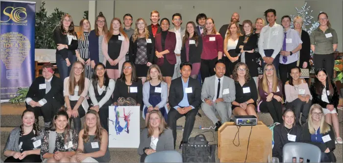  ??  ?? SCCHS Business Club students pose for a group photo after the 2nd annual Business Connect banquet, Nov. 19.