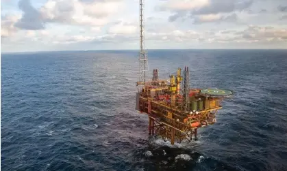  ?? Bloomberg/Getty Images ?? Oil companies plan to store carbon dioxide trapped from heavy industry in depleted oil and gasfields under the North Sea. Photograph: