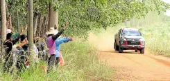  ?? ?? The course consisted of rough dirt roads with large holes and deep ruts, muddy roads that are difficult to escape from if stuck