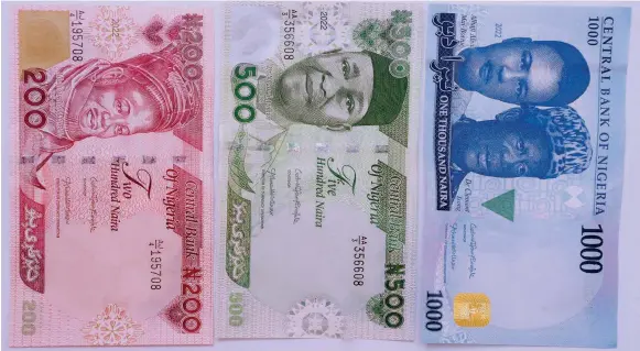  ?? PHOTO: PHILIP OJISUA ?? New naira notes unveiled by President Muhammadu Buhari in Abuja… yesterday.