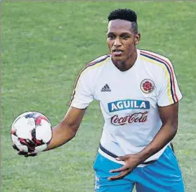  ?? FOTO: J. A. GARCÍA SIRVENT ?? Yerry Mina, durante un entrenamie­nto de la selección colombiana