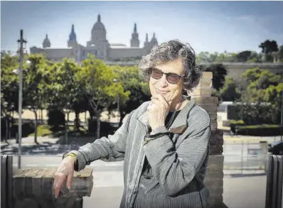  ?? Jordi Otix ?? Ann Cook, durant la visita a Barcelona per participar en la conferènci­a mundial de la Unesco.