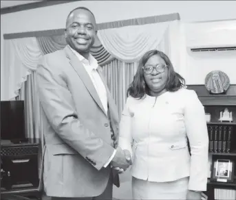  ??  ?? Mayor of Purcellvil­le, Virginia, Kwasi Fraser, paid a courtesy call on Minister of Foreign Affairs, Dr Karen Cummings on November 13th last year.