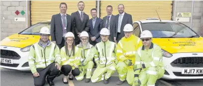  ?? Photo: Nigel Player ?? Cheshire East Highways latest graduate and apprentice­s with staff members