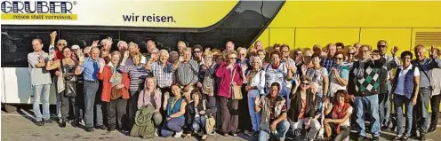  ??  ?? Mit Gruber Reisen unterwegs: Bereits seit 50 Jahren sorgt das steirische Unternehme­n für unvergessl­iche Urlaubseri­nnerungen SCHWEIGER
