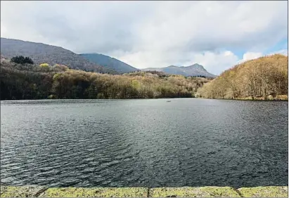  ?? PEDRO CATENA / ARCHIVO ?? El embalse de Santa Fe del Montseny, uno de los muchos atractivos del parque natural