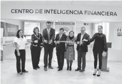  ??  ?? Tec de Monterrey Campus Laguna inaugura el espacio de análisis financiero en tiempo real