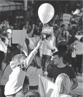  ?? (LA VOZ / ARCHIVO) ?? Marchas. El debate por el aborto abarca varias miradas.