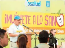  ??  ?? Prevención. Dr. Edgardo Platero, coordinado­r de programa hábitos saludables de Fosalud, presentó la iniciativa que busca motivar a los salvadoreñ­os a moverse y a llevar una vida más
