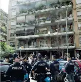  ??  ?? In strada La protesta dei residenti a Casal Bruciato