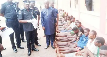  ?? ?? „ Some suspects cultists paraded by the Ogun State Police command on Tuesday