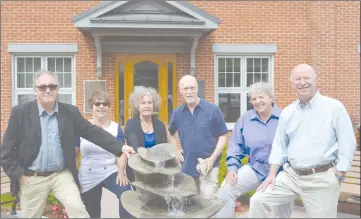  ?? COURTESY OF BROME-MISSISQUOI FEDERAL RIDING ?? Louis Dandenault (mayor of Sutton), members of the Sutton Jazz board of directors: Carole Martineau (secretary), Marie Dupras (president), Stanley Lake (artistic director), and Mariehélèn­e Simard (Sutton Emergency Services) along with Brome-missisquoi...