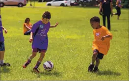  ?? COURTESY OF PLAYWORKS ?? Some school districts in California are cutting the programs that advocates say students need more than ever: physical education.