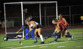  ?? DFM FILE ?? Haverford’s Carly Gannon flips a backhand shot in a game against Neshaminy last year. The Penn State signee’s two-way play led the Fords to 16 wins this season.