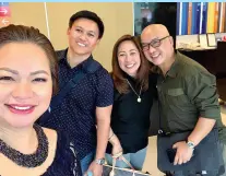  ??  ?? SELFIE Queen Cherry Al-ag with Ramvic and Em Rosales, Michael E. Dakudao